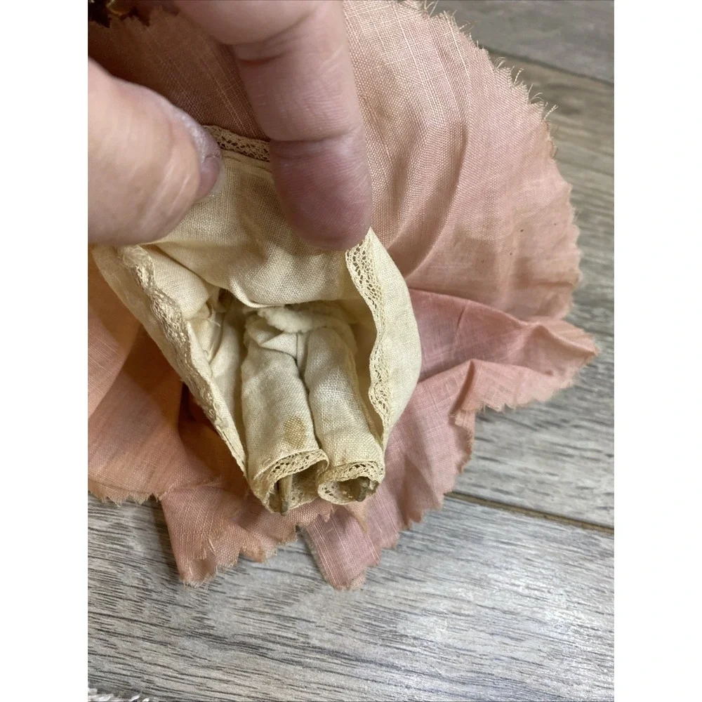 Vintage Clothespin Doll 5